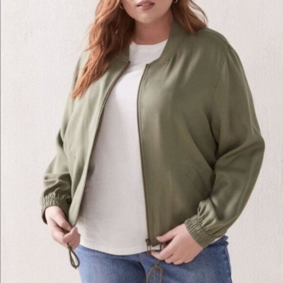 Addition Elle Women Dusty Green Solid Cropped Bomber Jacket Plus Size 2X - Picture 2 of 12